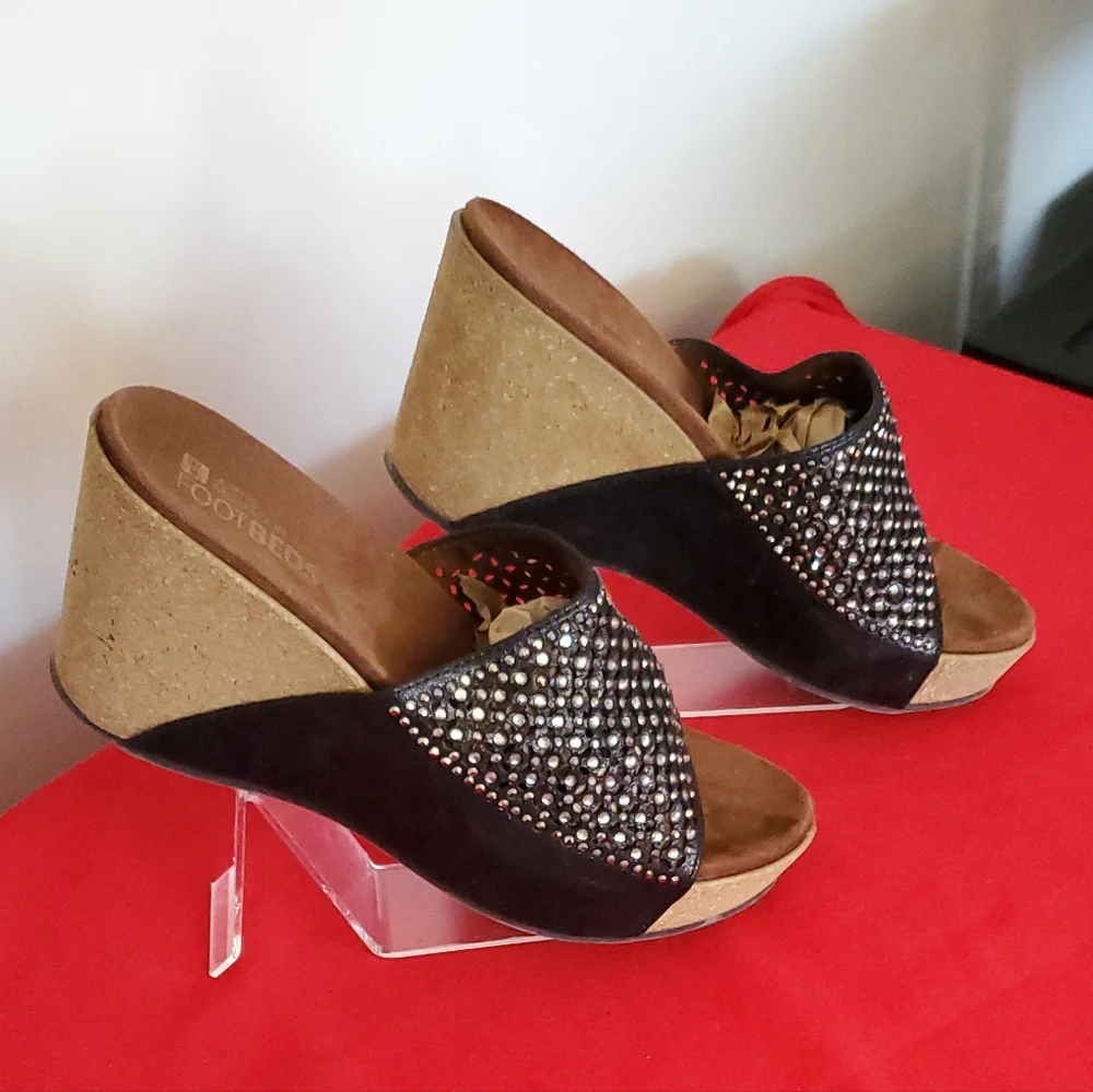 Women's Size 10M studded sandals